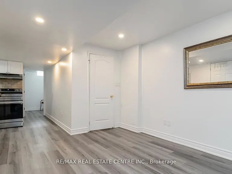5438 10th Line W #BASEMENT — Photo 6