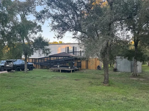 117 County Road 559, Danbury, TX 77534