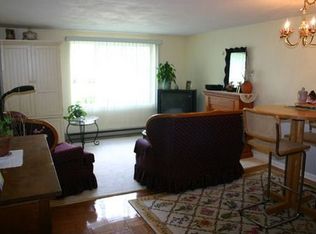 200 Woodlawn Ave APT 103, North Providence, RI 02904
