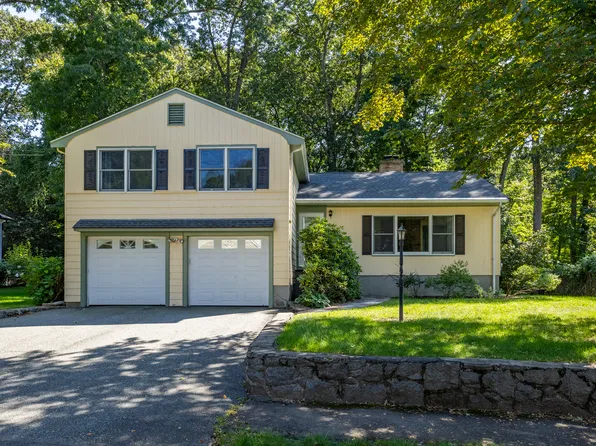 40 Deerfield Rd, Needham, MA 02492