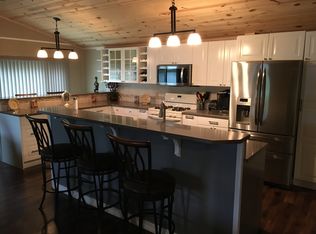 227 Big Peninsula Rd, Elgin, IL 60123