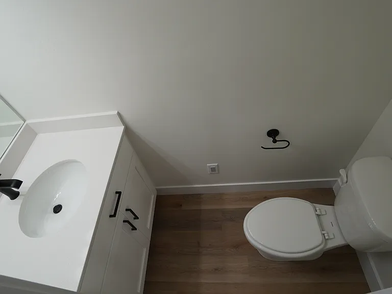 1570 S 150 W — Photo 11