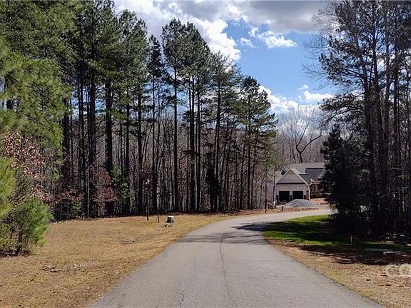 3rd image of 145 Southern Horizon Dr