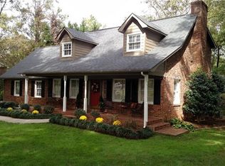 4524 Hickory Grove Rd, Mount Holly, NC 28120