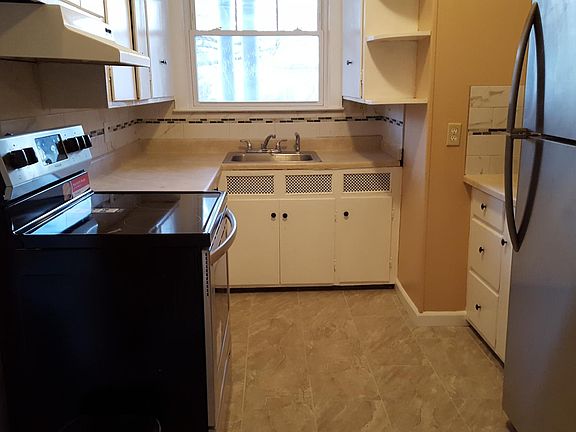 4th image of 62 W Prospect St APT 1