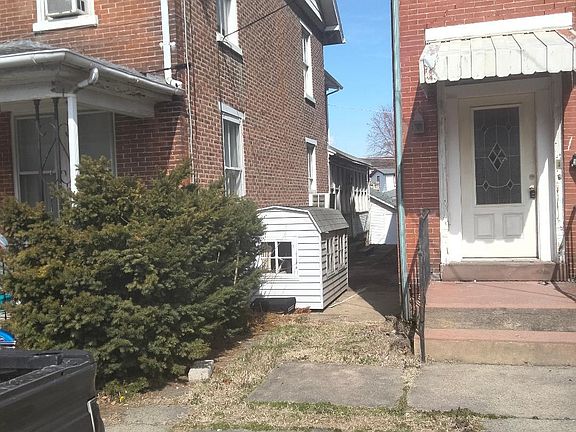 5th image of 409 E 1st St