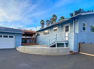 355 Beaumont Dr, Vista, CA 92084