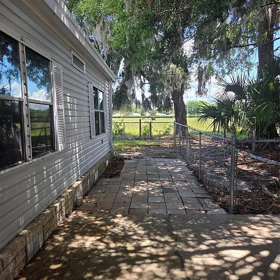3224 Manatee Rd — Photo 24