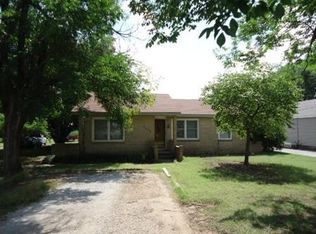 3311 Kingston Rd, Ponca City, OK 74604