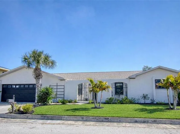 13804 Plumosa Ave, Hudson, FL 34667