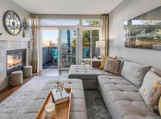 2041 Stonefield Ln, Santa Rosa, CA 95403