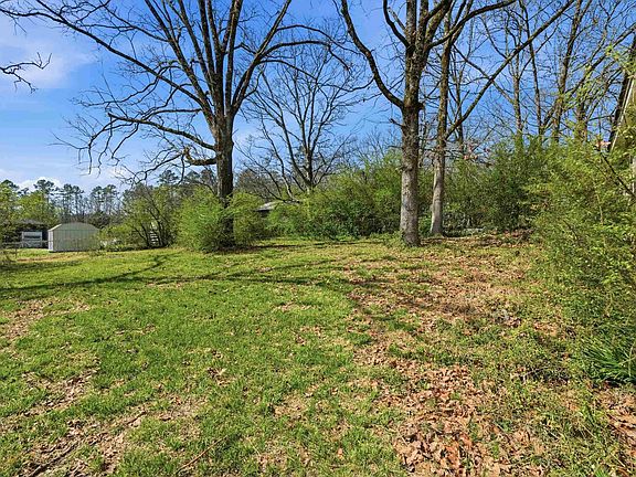 2nd image of 6921 Kelly Rd