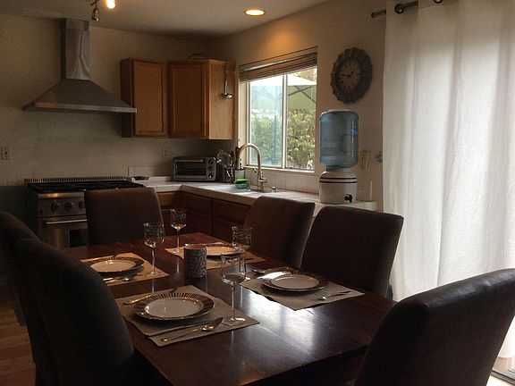 3rd image of 2544 Glenview Dr