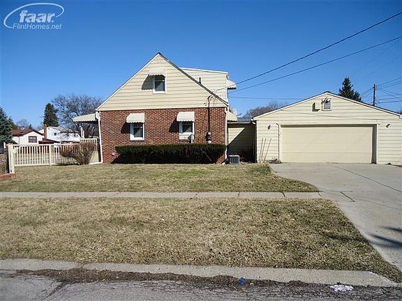 3rd image of 3702 Evergreen Pkwy