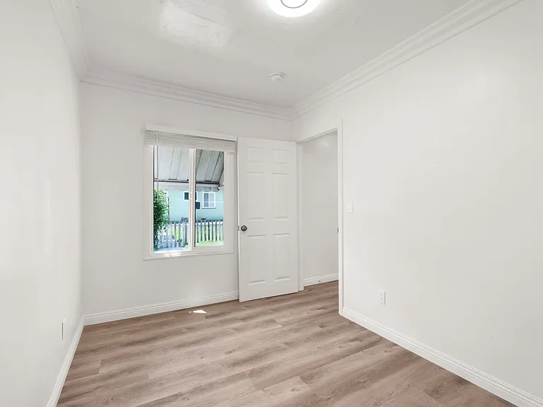 Second bedroom