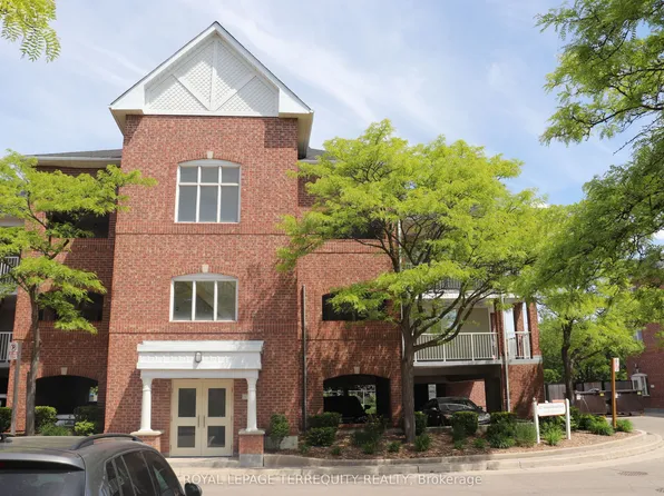 117 Bristol Rd E #45, Mississauga, ON L4Z 3P7