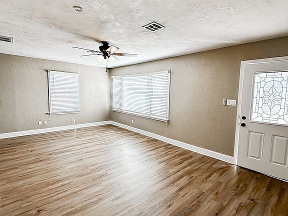 2nd image of 730 NW 31st St