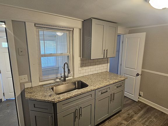 3rd image of 35A Morris Rd