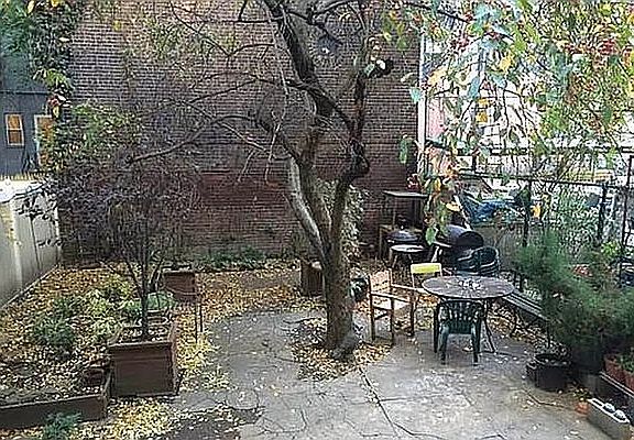 5th image of 425 E 80th St APT 1E