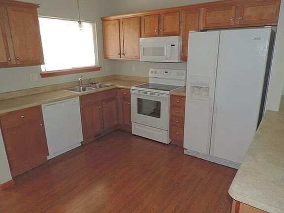 4th image of 1662 Vandello Cir