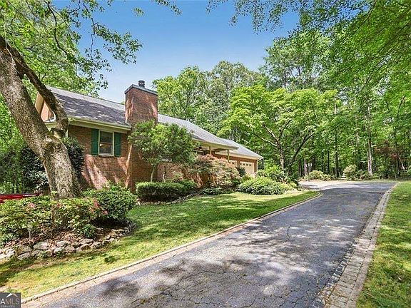2nd image of 13597 Woolsey Rd