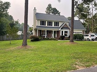 7818 Shuttle Rd, Fayetteville, NC 28311