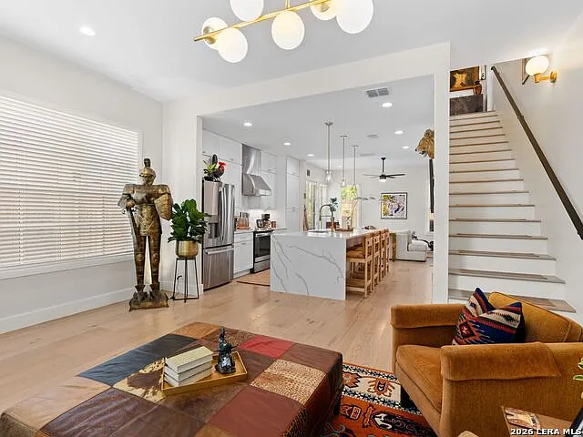 311 Refugio St #101 — Photo 6