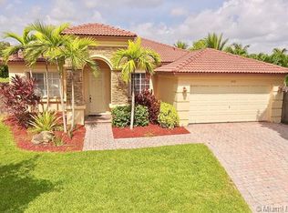 9596 SW 222nd Ln, Cutler Bay, FL 33190