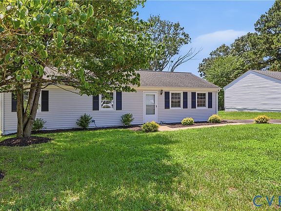 2nd image of 3702 Settlers Ln