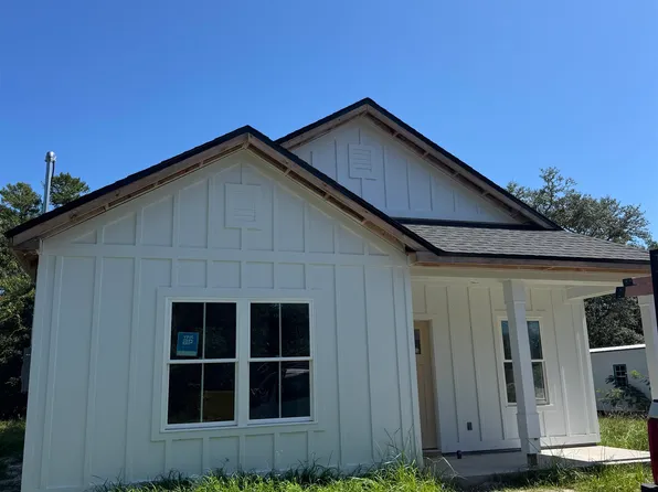 131 Georgia St, Lanark, FL 32322