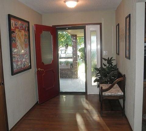 5th image of 2609 S Taylor St