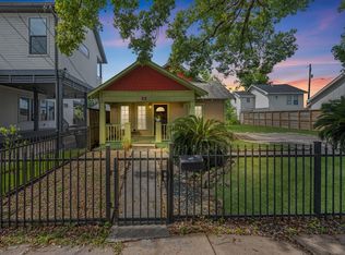 912 Robbie St, Houston, TX 77009