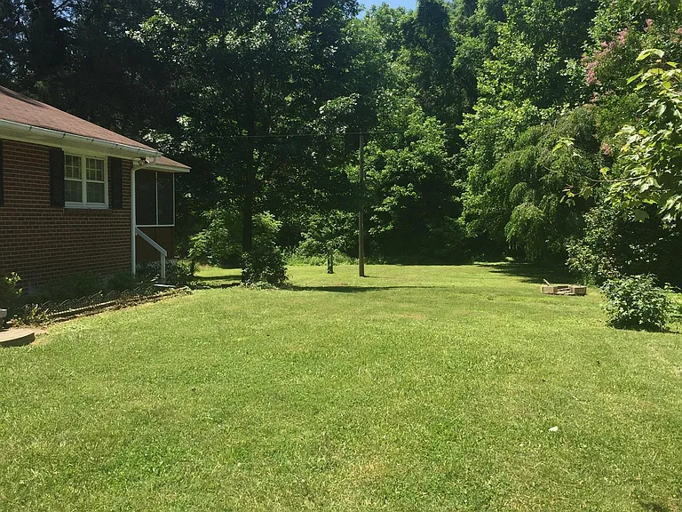 3035 Ridgemeadow Dr — Photo 2