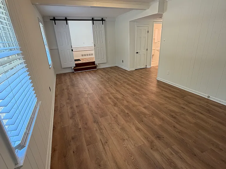 337 E Millbrook Rd — Photo 7
