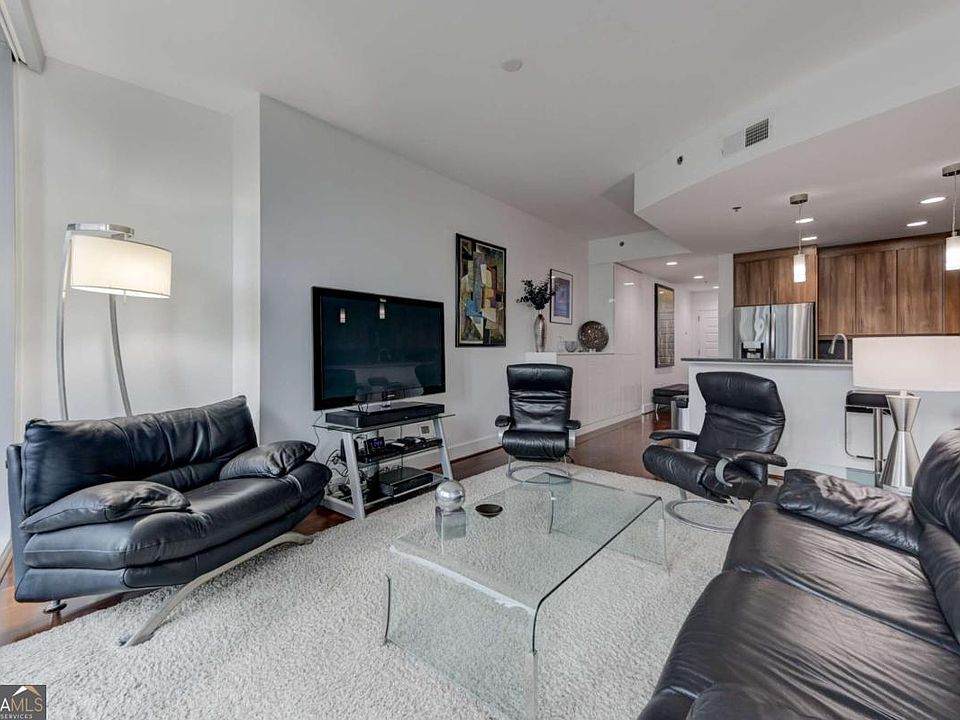 1st image of 1080 Peachtree St NE Unit 905