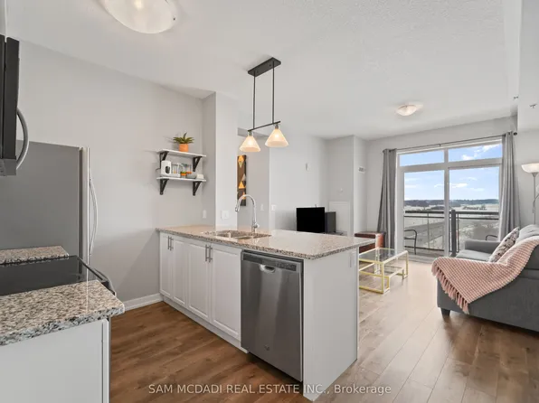 2490 Old Bronte Rd #622, Oakville, ON L6M 0Y5