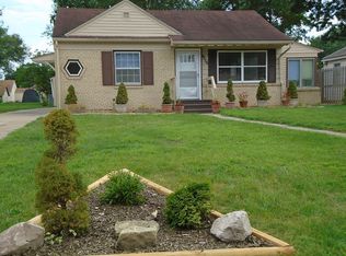 4036 28th Ave, Rock Island, IL 61201