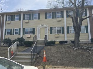 107 Angel Dr APT B, Waterbury, CT 06708