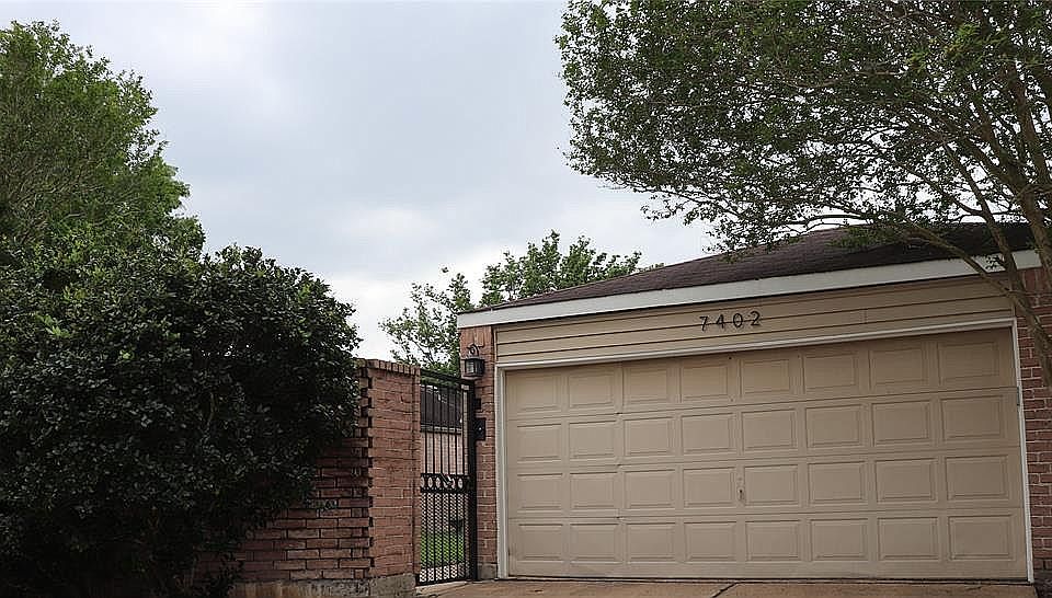 1st image of 7402 San Simeon Dr