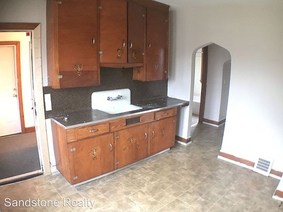 2nd image of 3893 E 57th St APT 3