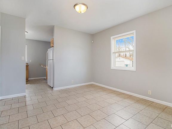 5th image of 1622 Elwood Ave