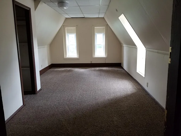 Bedroom4
