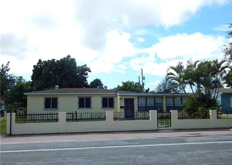 1st image of 1530 NW 131st St