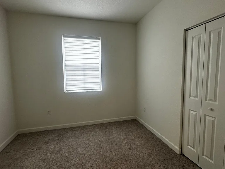 2811 SE 26th Ave — Photo 17