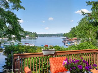 99 N Lake Dr, Jim Thorpe, PA 18624