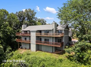 546 Windswept Dr, Asheville, NC 28801
