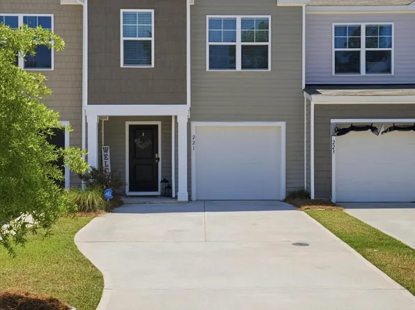 221 Cozy Brook Ct, Summerville, SC 29486