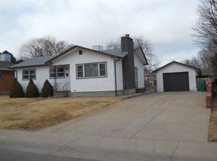 17 Stanford Ave, Pueblo, CO 81005