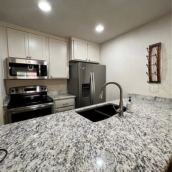 1501 Stallings Dr #55 — Photo 5