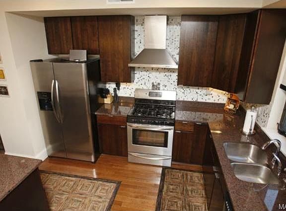 5th image of 4445 Olive St